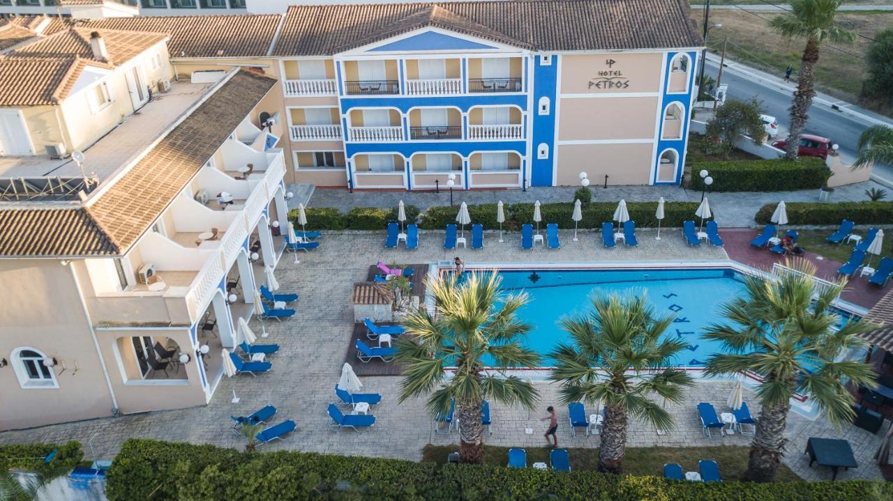 Hotel Petros Tsilivi  Extérieur photo